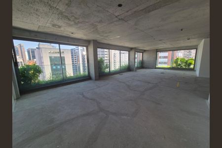 Apartamento à venda com 261m², 3 quartos e 3 vagas