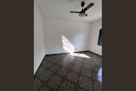 Casa à venda com 3 quartos, 269m² em Parque Sao Vicente, Santo André