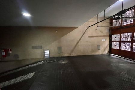 Garagem  de apartamento à venda com 4 quartos, 150m² em Copacabana, Rio de Janeiro