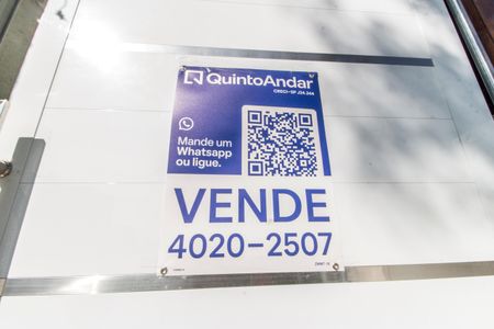 Casa de condomínio à venda com 115m², 2 quartos e 2 vagas Casa de condomínio à venda com 115m², 2 quartos e 2 vagasVista da Rua