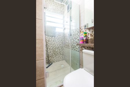 Casa de condomínio à venda com 115m², 2 quartos e 2 vagas Casa de condomínio à venda com 115m², 2 quartos e 2 vagasBanheiro