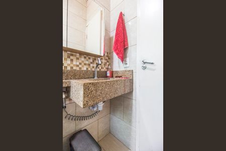 Casa de condomínio à venda com 115m², 2 quartos e 2 vagas Casa de condomínio à venda com 115m², 2 quartos e 2 vagasBanheiro