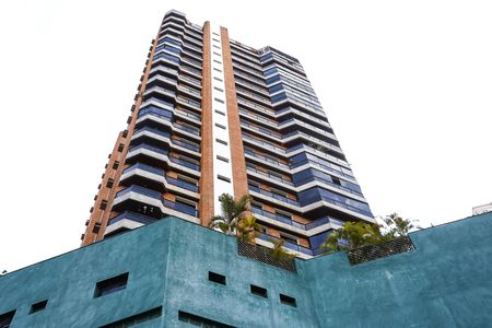 Apartamento para alugar com 200m², 3 quartos e 3 vagas Apartamento para alugar com 200m², 3 quartos e 3 vagasFachada