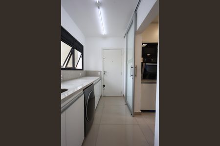 Apartamento para alugar com 200m², 3 quartos e 3 vagas Apartamento para alugar com 200m², 3 quartos e 3 vagasÁrea de Serviço