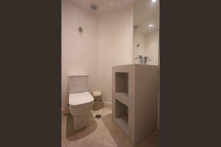 Apartamento para alugar com 200m², 3 quartos e 3 vagas Apartamento para alugar com 200m², 3 quartos e 3 vagaslavabo