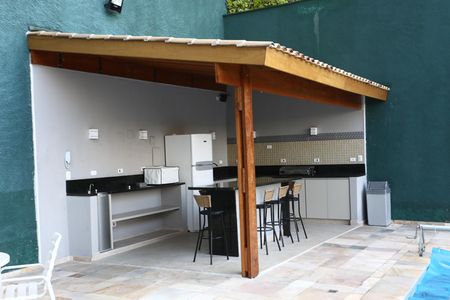 Apartamento para alugar com 200m², 3 quartos e 3 vagas Apartamento para alugar com 200m², 3 quartos e 3 vagasÁrea comum - Churrasqueira