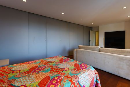 Apartamento para alugar com 200m², 3 quartos e 3 vagas Apartamento para alugar com 200m², 3 quartos e 3 vagassuíte 2