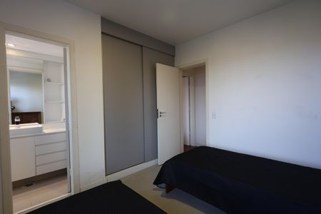 Apartamento para alugar com 200m², 3 quartos e 3 vagas Apartamento para alugar com 200m², 3 quartos e 3 vagassuíte