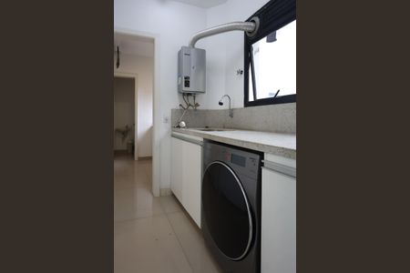 Apartamento para alugar com 200m², 3 quartos e 3 vagas Apartamento para alugar com 200m², 3 quartos e 3 vagasÁrea de Serviço