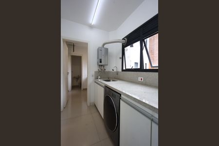 Apartamento para alugar com 200m², 3 quartos e 3 vagas Apartamento para alugar com 200m², 3 quartos e 3 vagasÁrea de Serviço