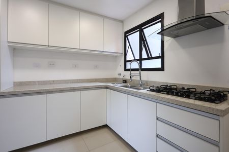 Apartamento para alugar com 200m², 3 quartos e 3 vagas Apartamento para alugar com 200m², 3 quartos e 3 vagascozinha