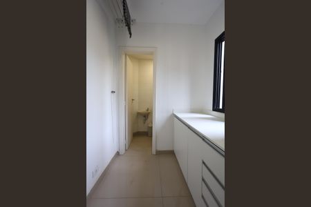 Apartamento para alugar com 200m², 3 quartos e 3 vagas Apartamento para alugar com 200m², 3 quartos e 3 vagasÁrea de Serviço