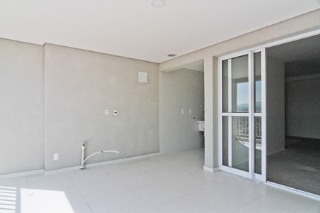 Apartamento à venda com 100m², 3 quartos e 2 vagasVaranda