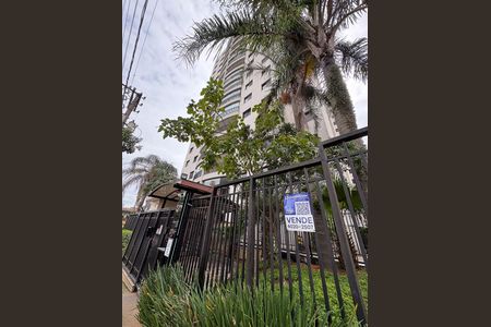 Apartamento à venda com 88m², 3 quartos e 2 vagasFachada