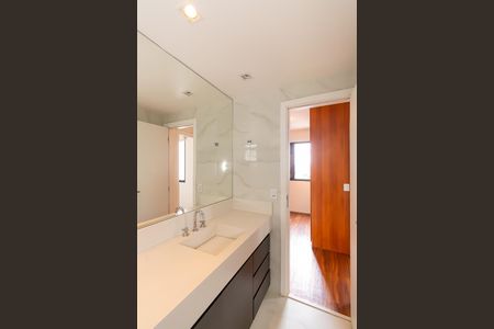 Apartamento à venda com 88m², 3 quartos e 2 vagasBanheiro 