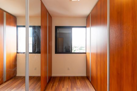 Apartamento à venda com 88m², 3 quartos e 2 vagasQuarto 2