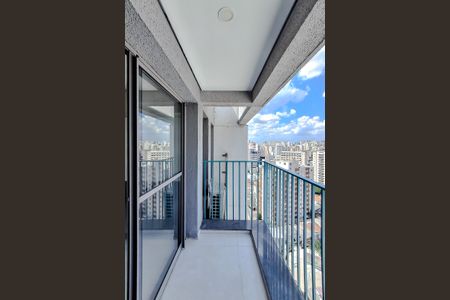 Studio à venda com 24m², 1 quarto e sem vaga Studio à venda com 24m², 1 quarto e sem vagaVaranda