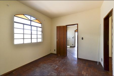 Casa para alugar com 160m², 3 quartos e 1 vaga Casa para alugar com 160m², 3 quartos e 1 vagaSala de Jantar