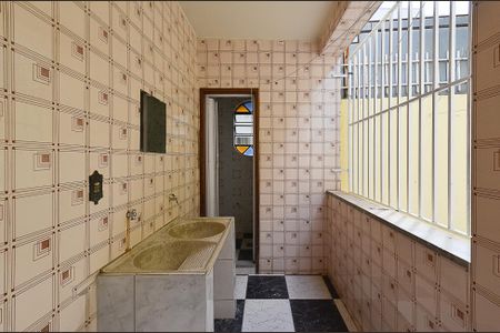 Casa para alugar com 160m², 3 quartos e 1 vaga Casa para alugar com 160m², 3 quartos e 1 vagaÁrea de Serviço