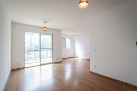 Sala de apartamento para alugar com 2 quartos, 65m² em Parque Reboucas, São Paulo