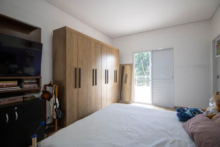 Casa à venda com 250m², 4 quartos e 2 vagasSuíte 2