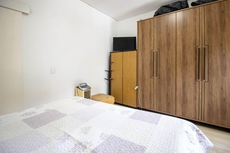 Casa à venda com 250m², 4 quartos e 2 vagasSuíte 1