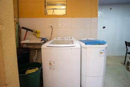 Casa à venda com 250m², 4 quartos e 2 vagasÁrea de Serviço