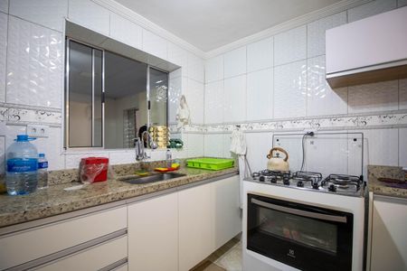 Casa à venda com 250m², 4 quartos e 2 vagasCozinha 