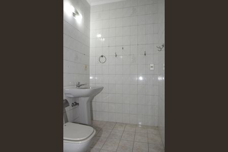 Casa para alugar com 160m², 3 quartos e sem vagaBanheiro da Suíte