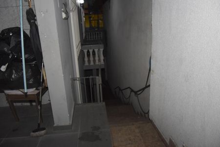 Casa para alugar com 160m², 3 quartos e sem vagaEscada