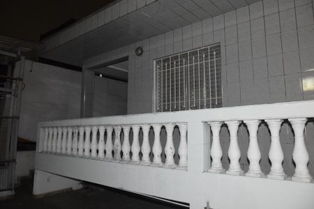 Casa para alugar com 160m², 3 quartos e sem vagaVaranda