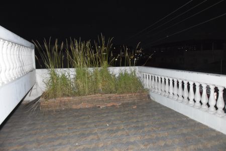 Casa para alugar com 160m², 3 quartos e sem vagaVaranda