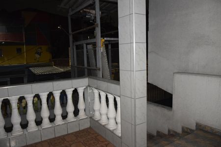 Casa para alugar com 160m², 3 quartos e sem vagaVaranda