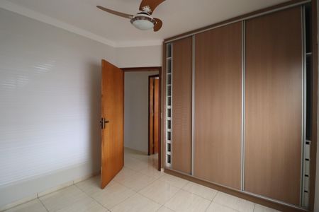 Casa para alugar com 180m², 4 quartos e 2 vagasQuarto 4