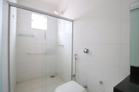 Casa para alugar com 180m², 4 quartos e 2 vagasBanheiro do Quarto 1