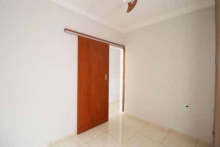 Casa para alugar com 180m², 4 quartos e 2 vagasQuarto 2