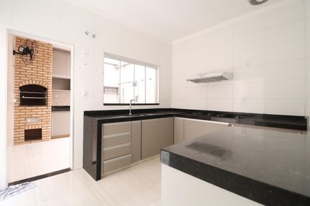 Casa para alugar com 180m², 4 quartos e 2 vagasCozinha