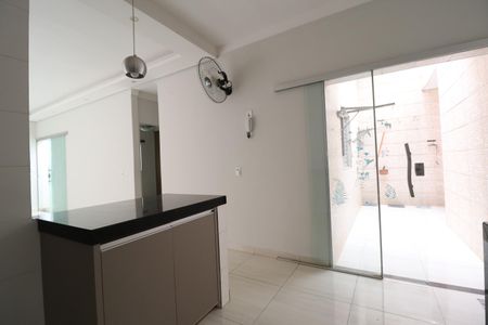 Casa para alugar com 180m², 4 quartos e 2 vagasCozinha