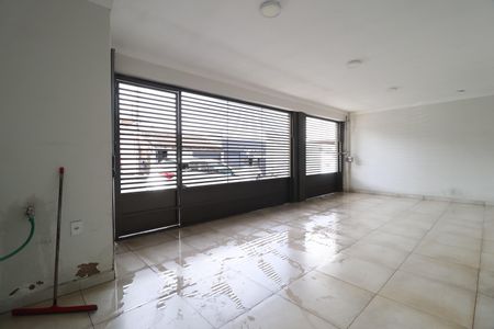 Casa para alugar com 180m², 4 quartos e 2 vagasGaragem