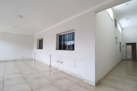 Casa para alugar com 180m², 4 quartos e 2 vagasGaragem