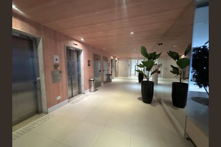 Apartamento para alugar com 53m², 1 quarto e 1 vagaHall de entrada