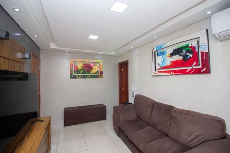 Sala de apartamento à venda com 3 quartos, 154m² em Cabral, Contagem