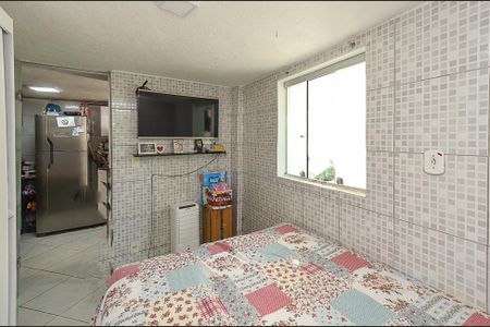 Casa à venda com 180m², 4 quartos e 2 vagas Casa à venda com 180m², 4 quartos e 2 vagasCozinha