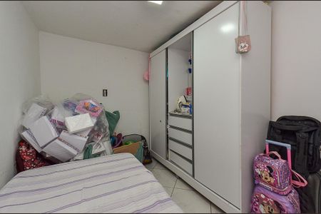 Casa à venda com 180m², 4 quartos e 2 vagas Casa à venda com 180m², 4 quartos e 2 vagasQuarto 4