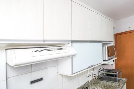 Apartamento à venda com 90m², 3 quartos e 2 vagasCozinha