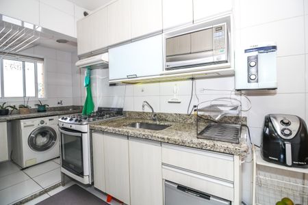 Apartamento à venda com 90m², 3 quartos e 2 vagasCozinha