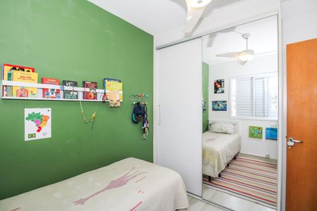 Apartamento à venda com 90m², 3 quartos e 2 vagasQuarto 