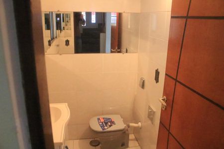 Casa à venda com 180m², 3 quartos e 2 vagasLavabo