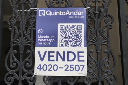 Casa à venda com 180m², 3 quartos e 2 vagasPlaquinha