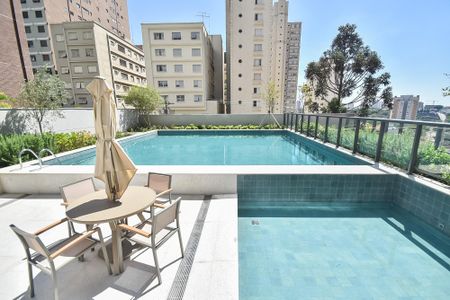 Apartamento para alugar com 37m², 1 quarto e 1 vagaÁrea comum - Piscina